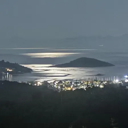 Апартаменты Tierra 1 *